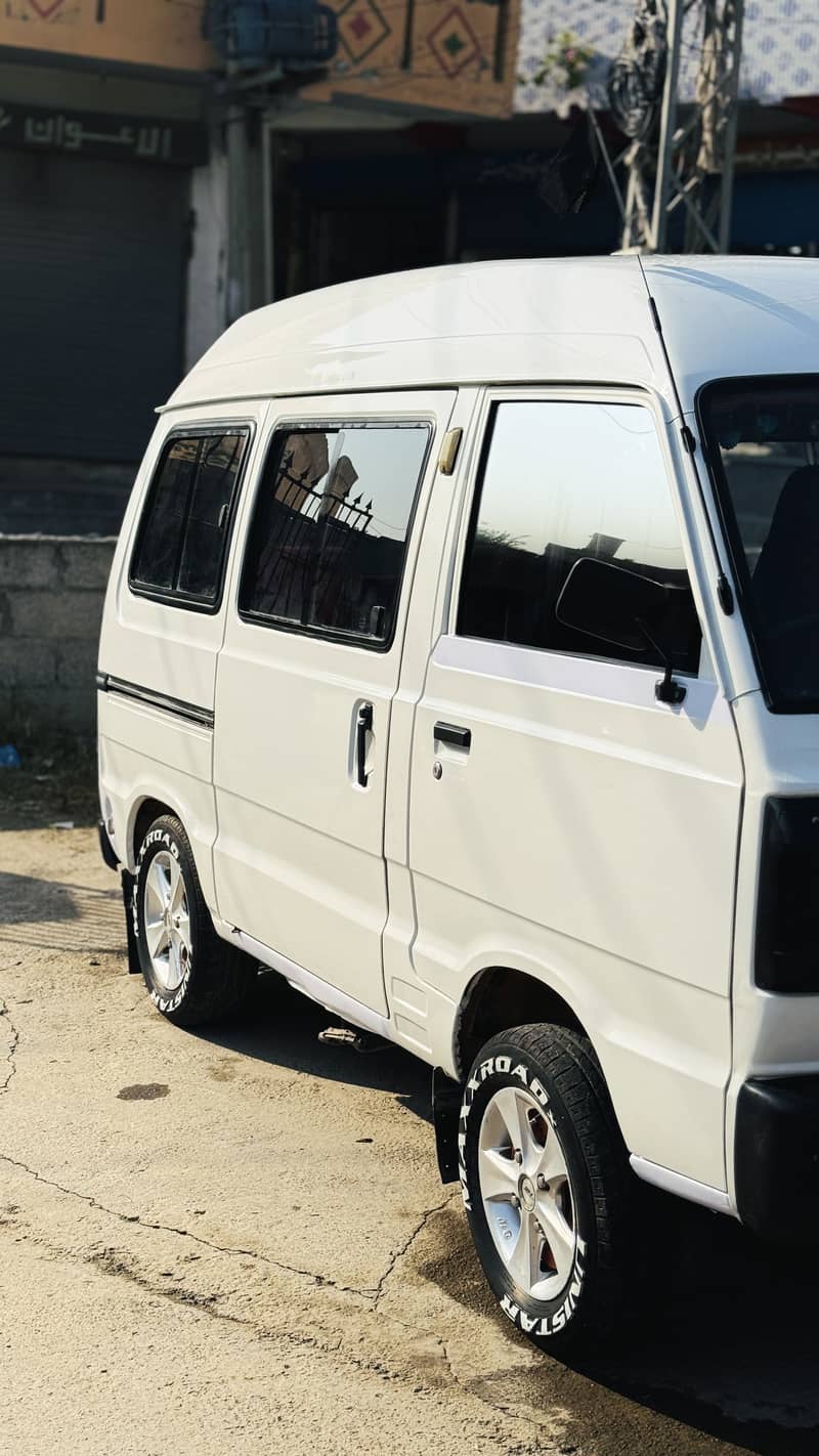 Suzuki Bolan 2016 3