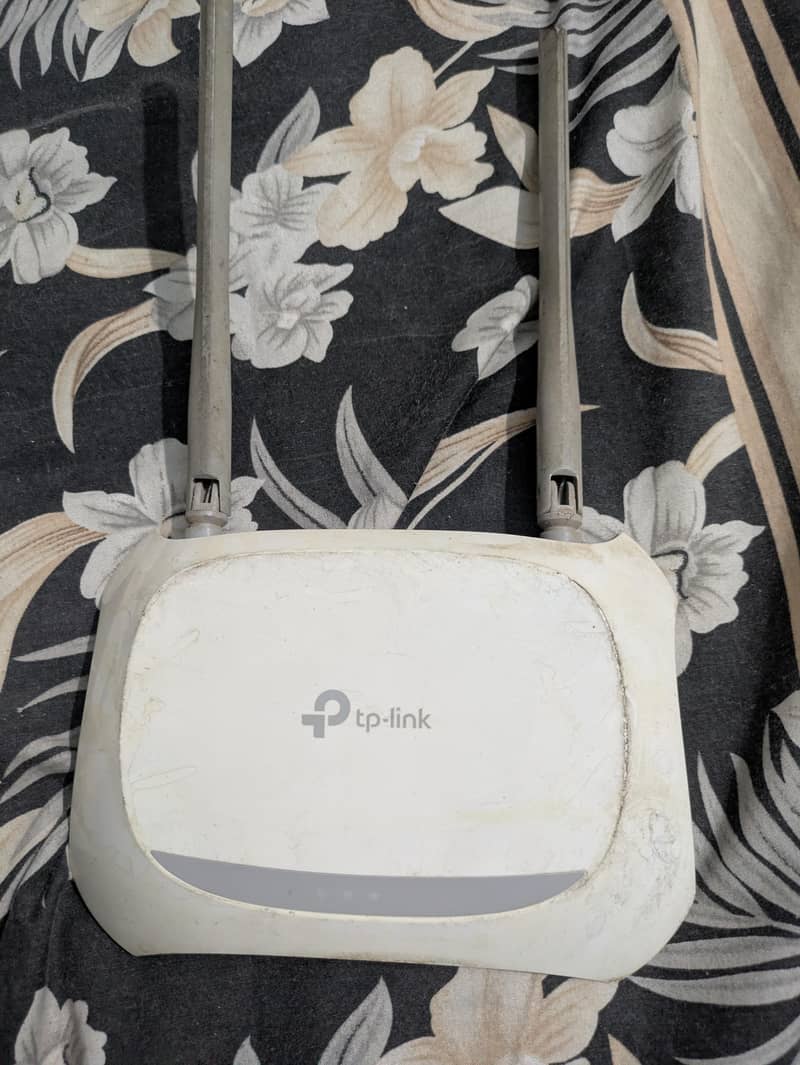 TP. LINK ROUTER 0