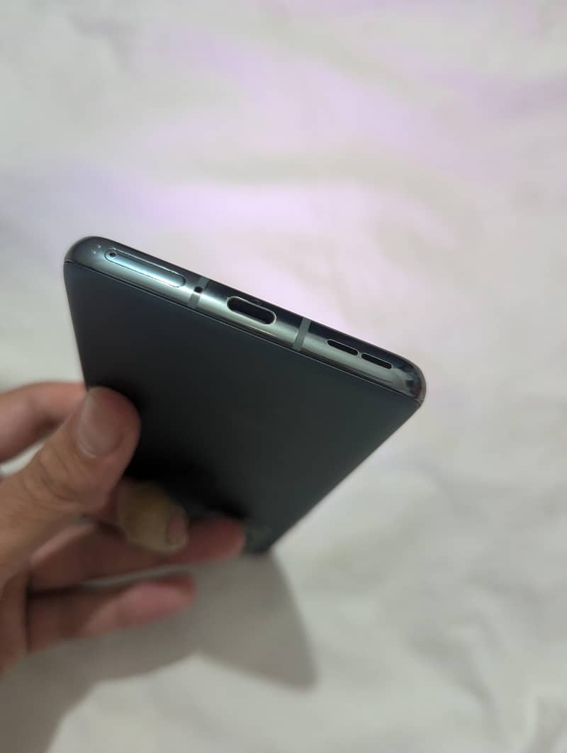 One Plus 9 Pro 1