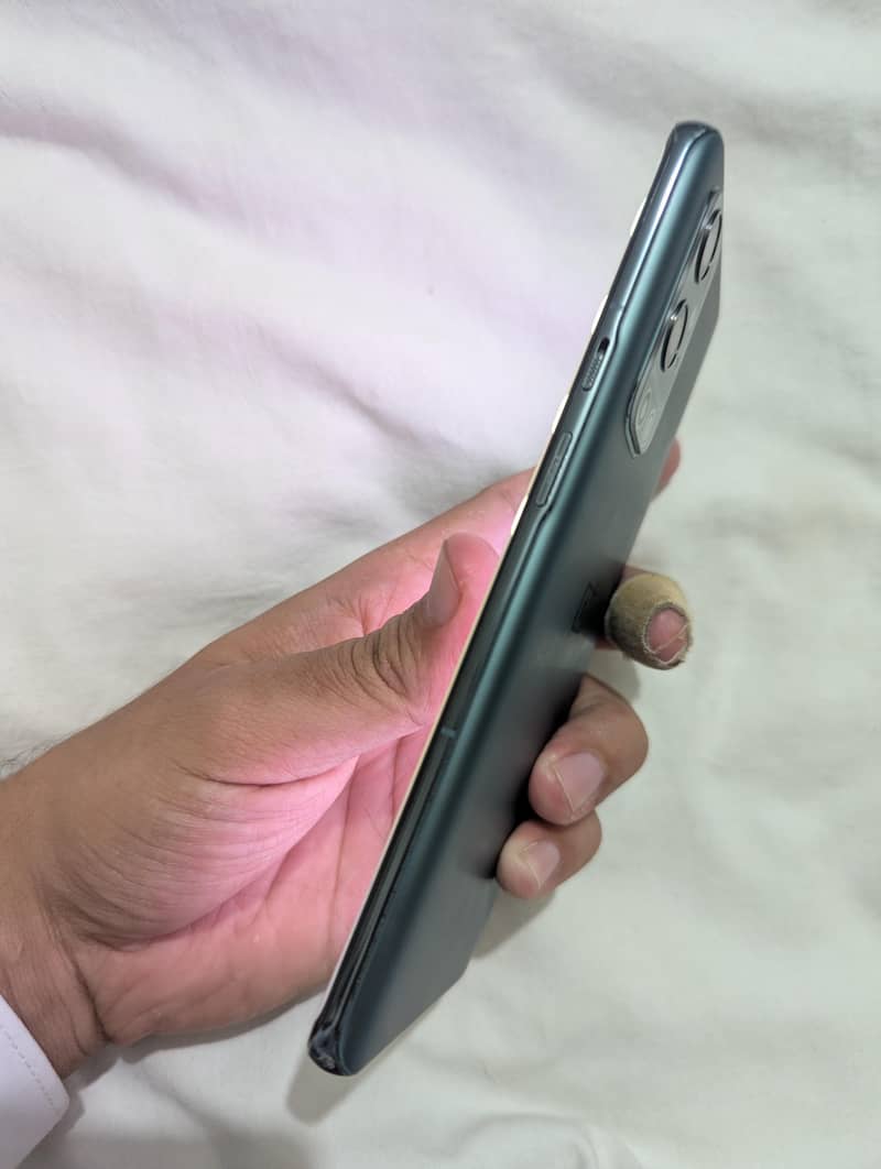 One Plus 9 Pro 3