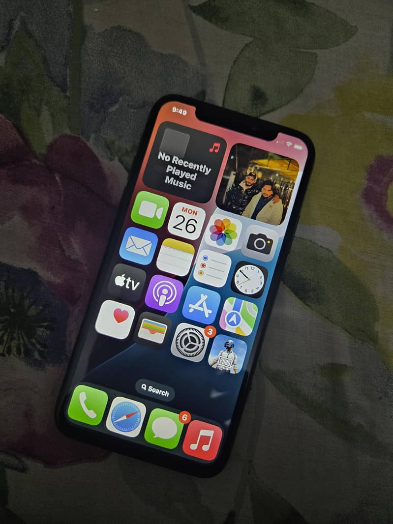 Apple iPhone XS 0