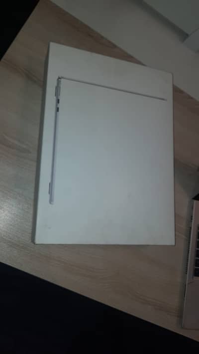 Apple MacBook Air M5 13-inch