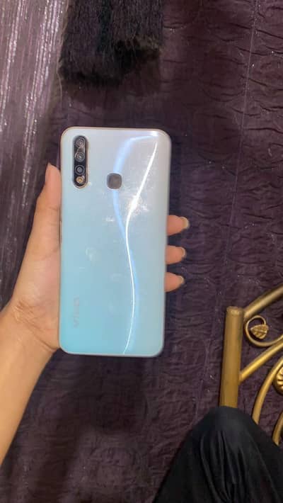 Vivo Y19