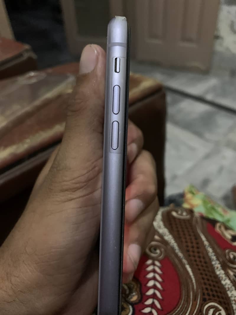 Apple iPhone 11 2
