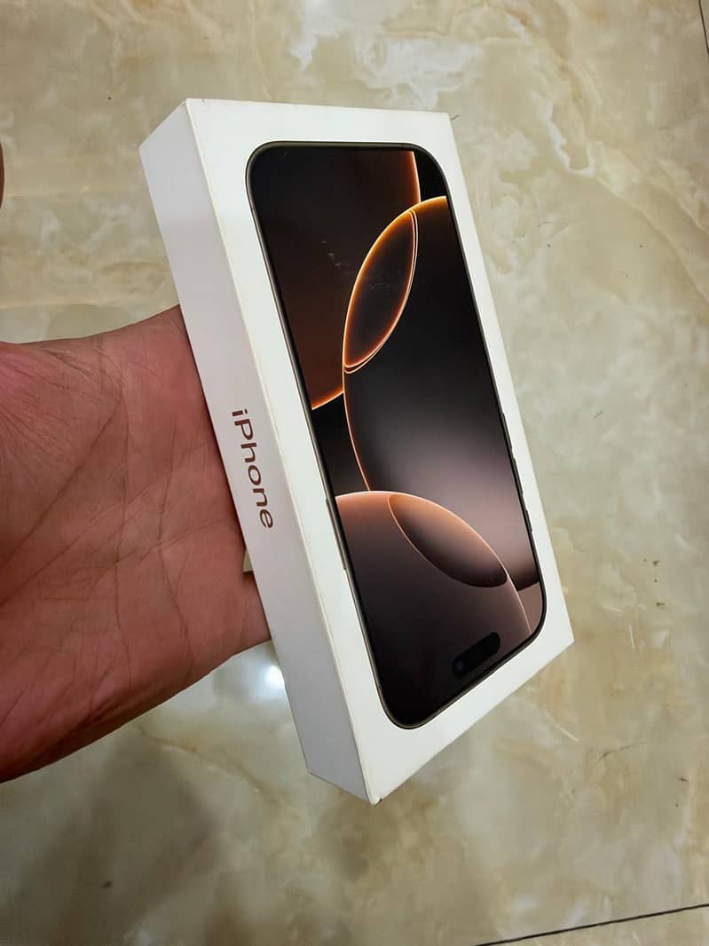 Apple iPhone 16 Pro 4