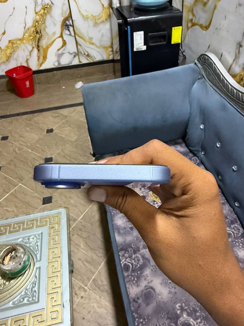 Apple iPhone 17 2