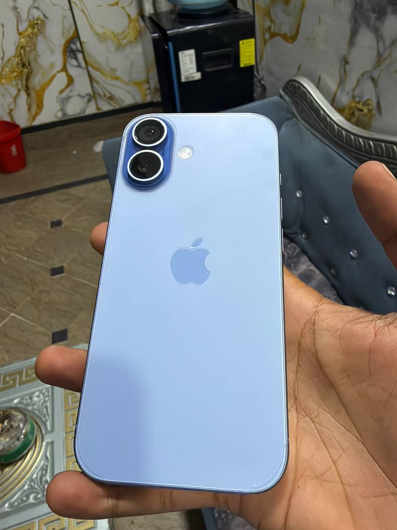 Apple iPhone 17 3
