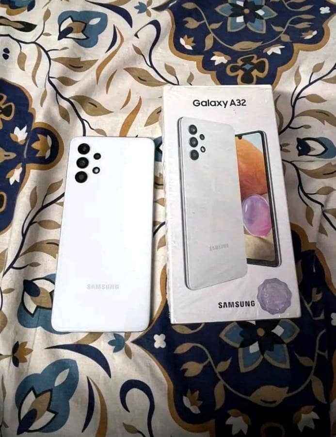 Samsung Mobile A32 1