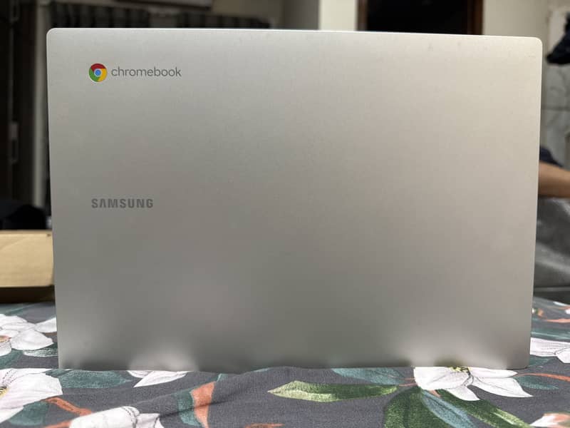 Galaxy ChromeBook 2