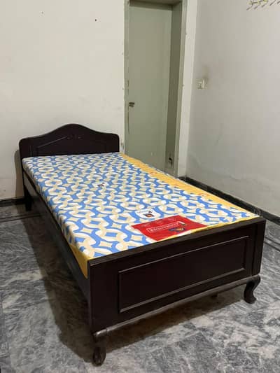 Single Bed and Matress