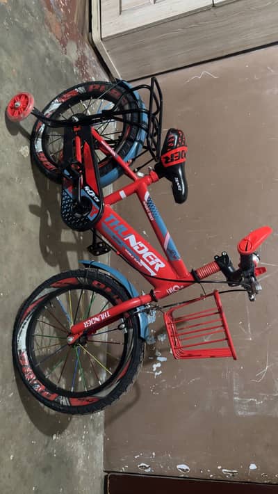 Thunder new kids bicycles size 16
