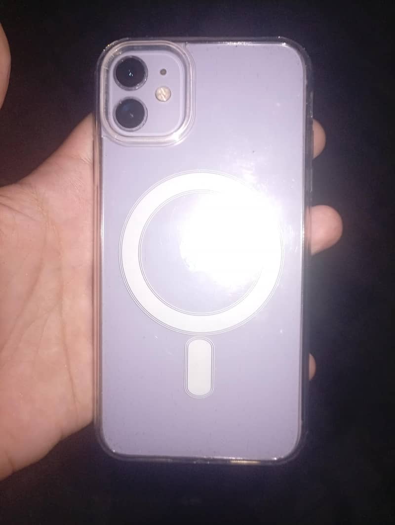 Apple iPhone 11 4