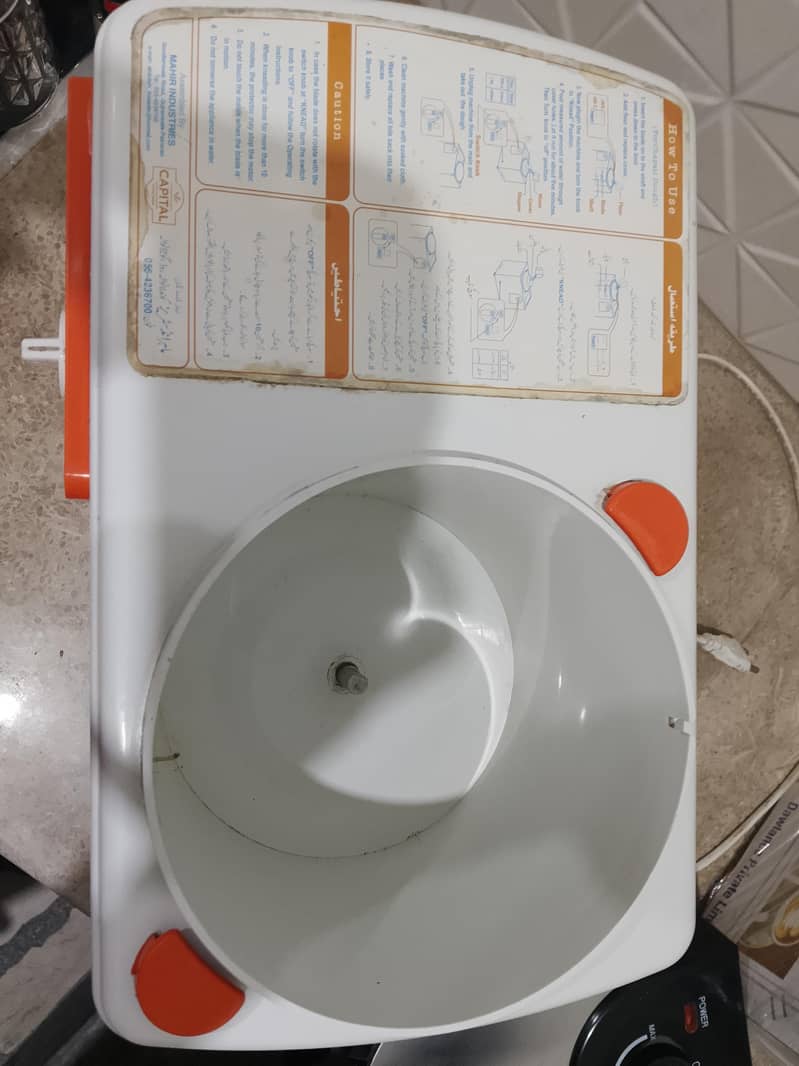 Atta kneading machine good condition 1