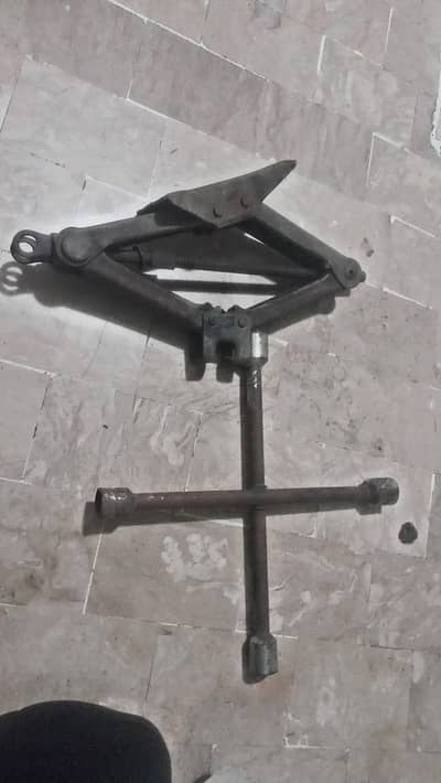 jack and pana for sell in good condition.