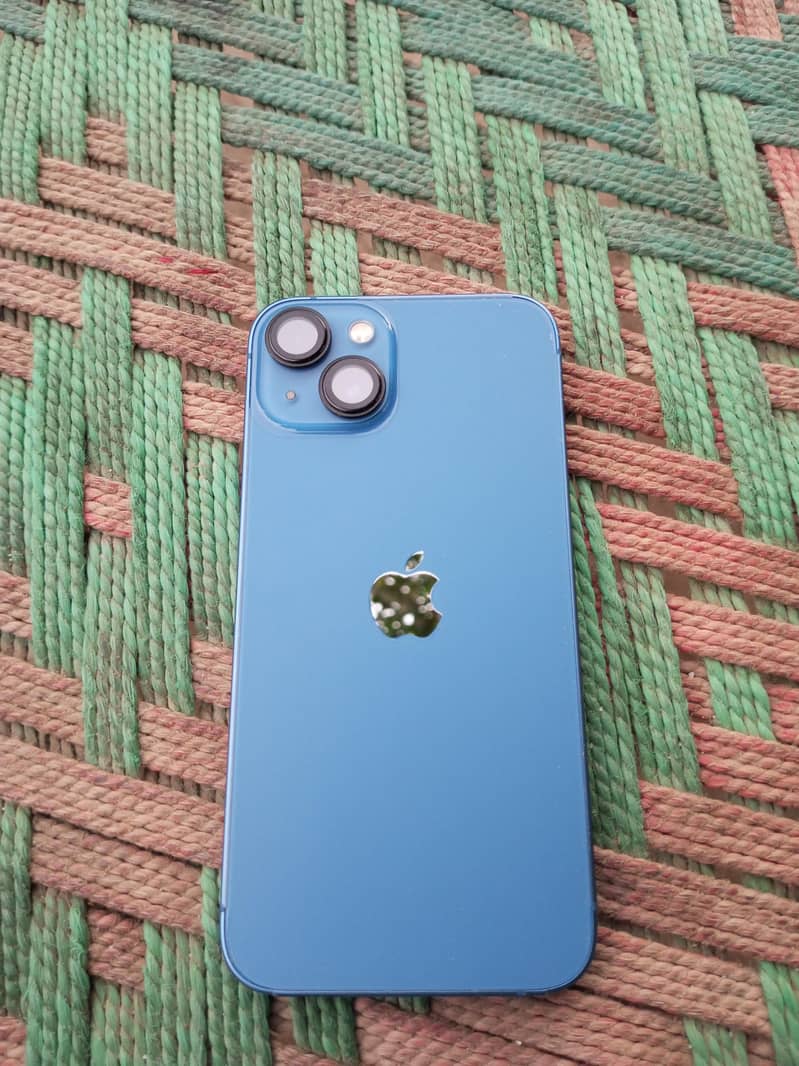 Apple iPhone 13 3