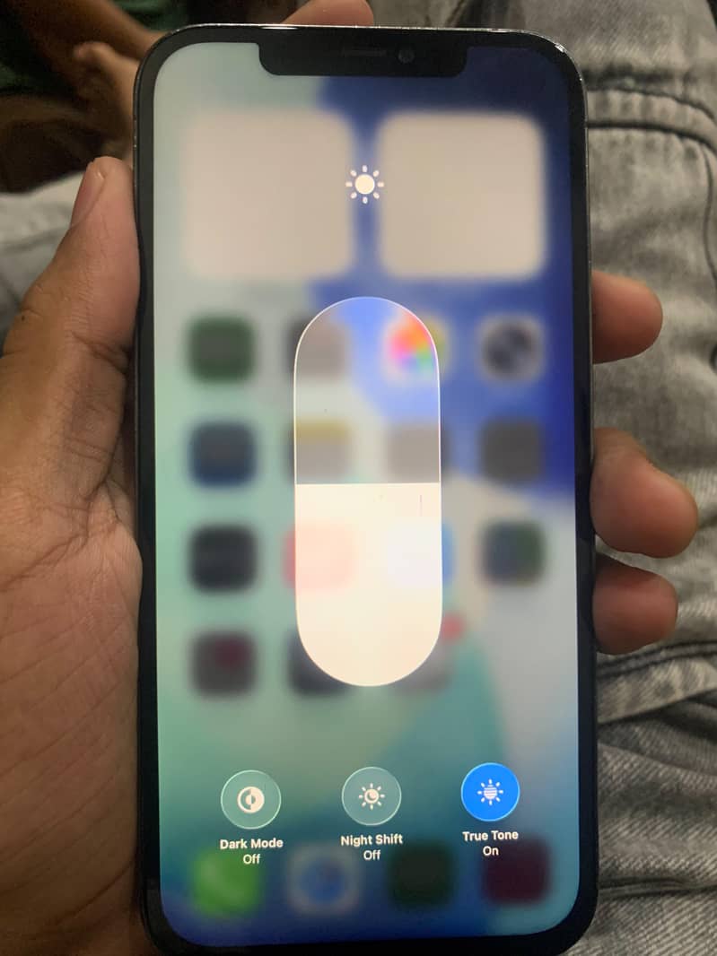 Apple iPhone 12 Pro Max 4