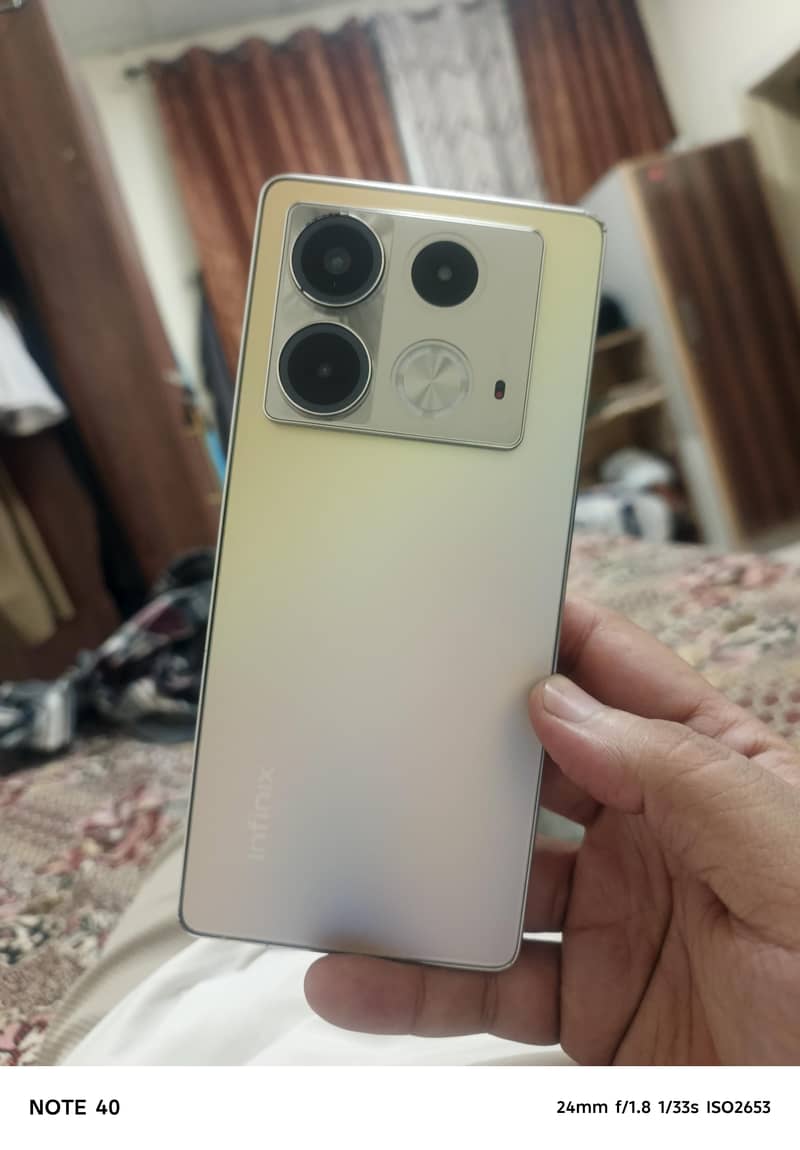 Infinix Note 40 6
