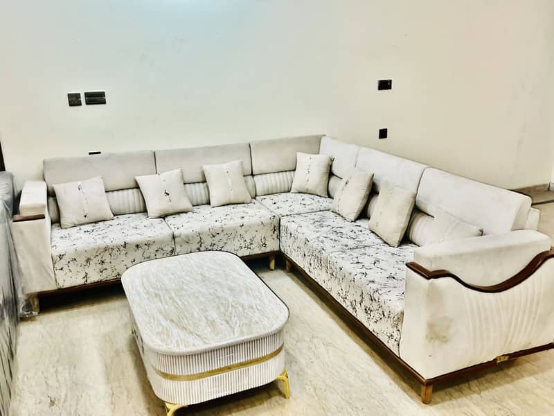Showroom 0