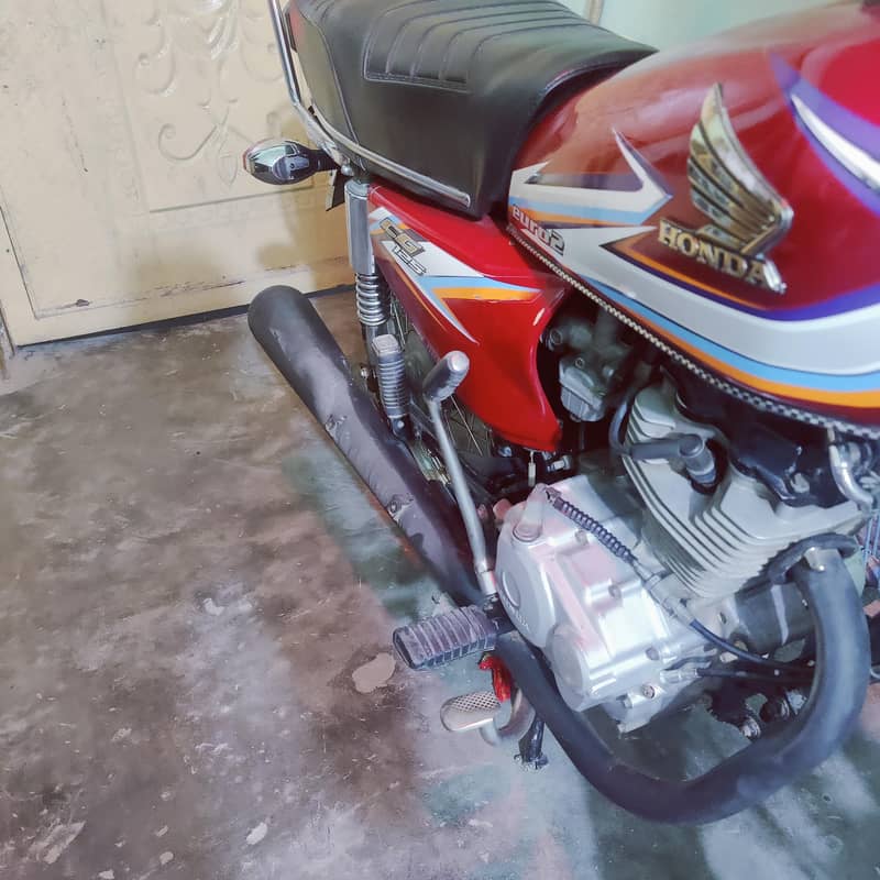 2017 model hai 8