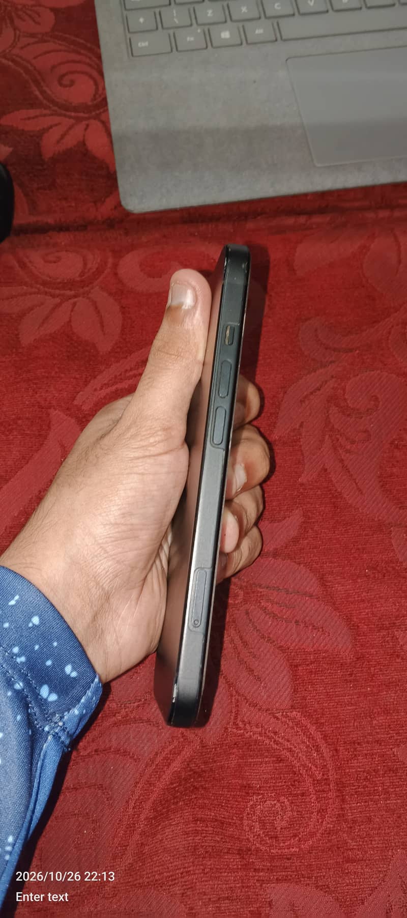 Apple iPhone 15 4