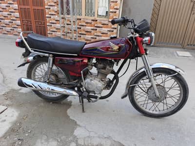 Honda 125 2017 model All Punjab number good condition