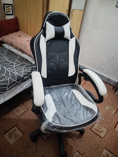 Gaming / Office Chair for urgent sale