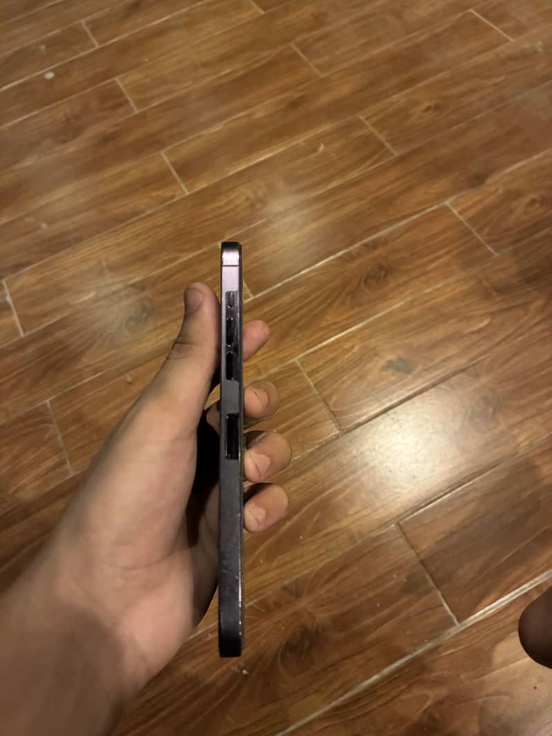 Apple iPhone 14 Pro Max 3