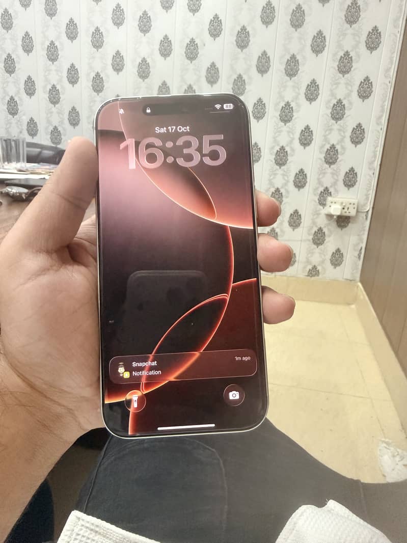 Apple iPhone 17 Pro Max 0