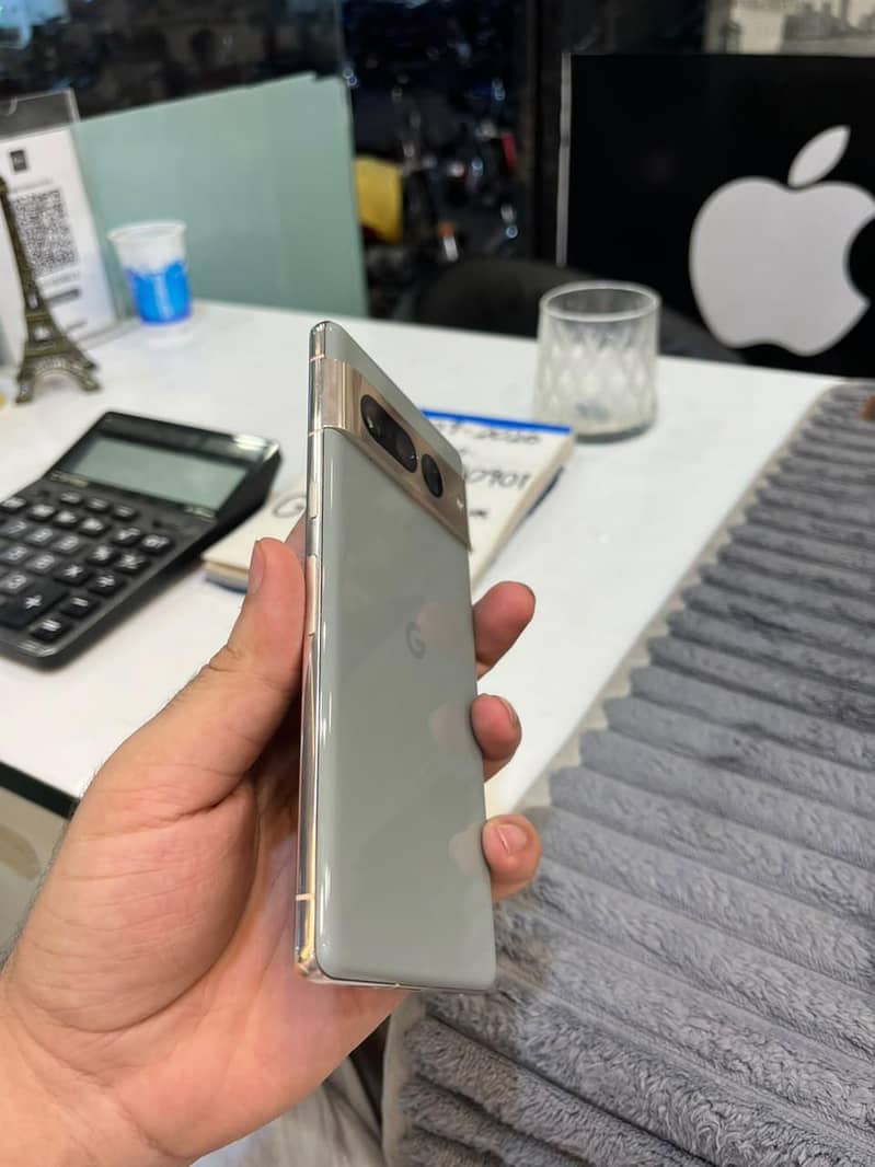 Google Pixel 7 Pro 0