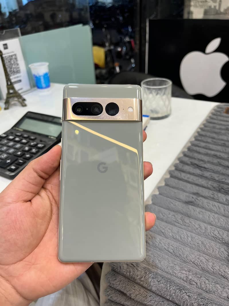 Google Pixel 7 Pro 4