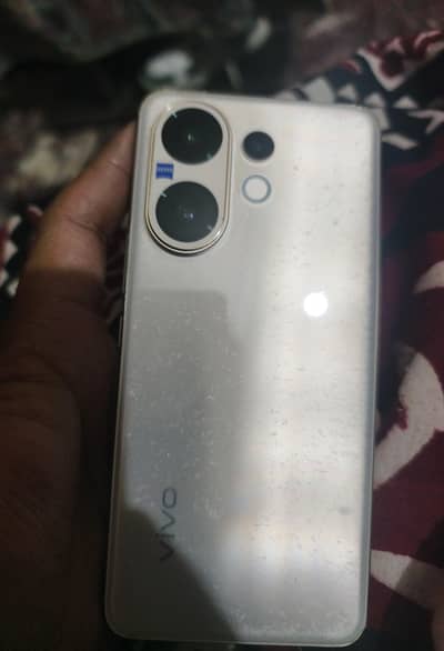 Vivo V60