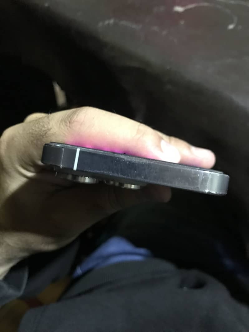 Apple iPhone 14 Pro 4
