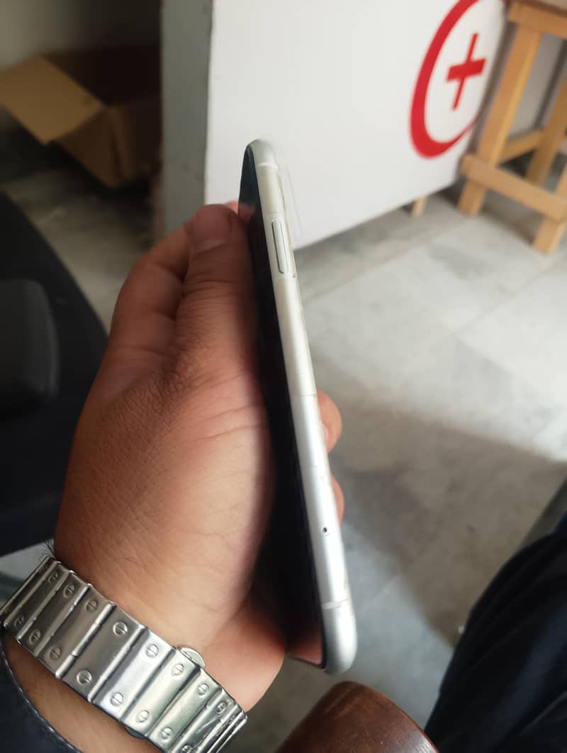 Apple iPhone XR 2