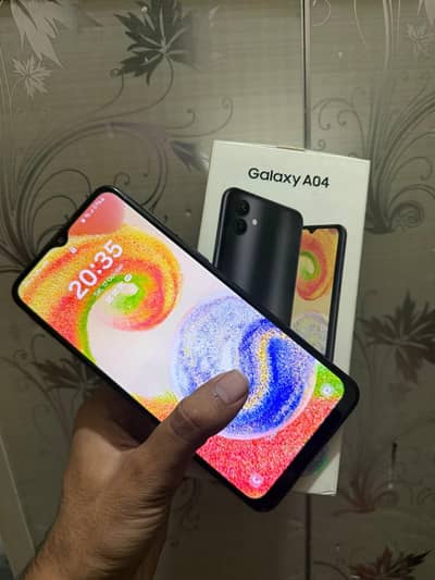 Samsung Mobile A04