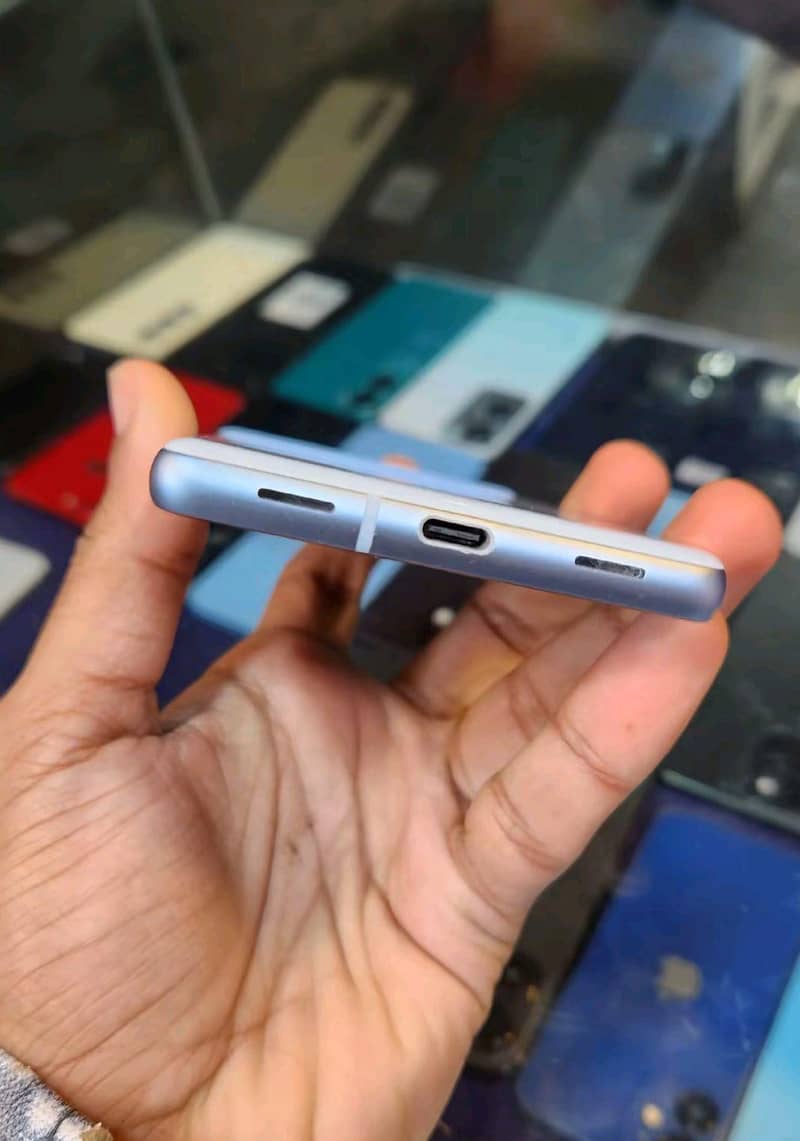 Google Pixel 7a 3