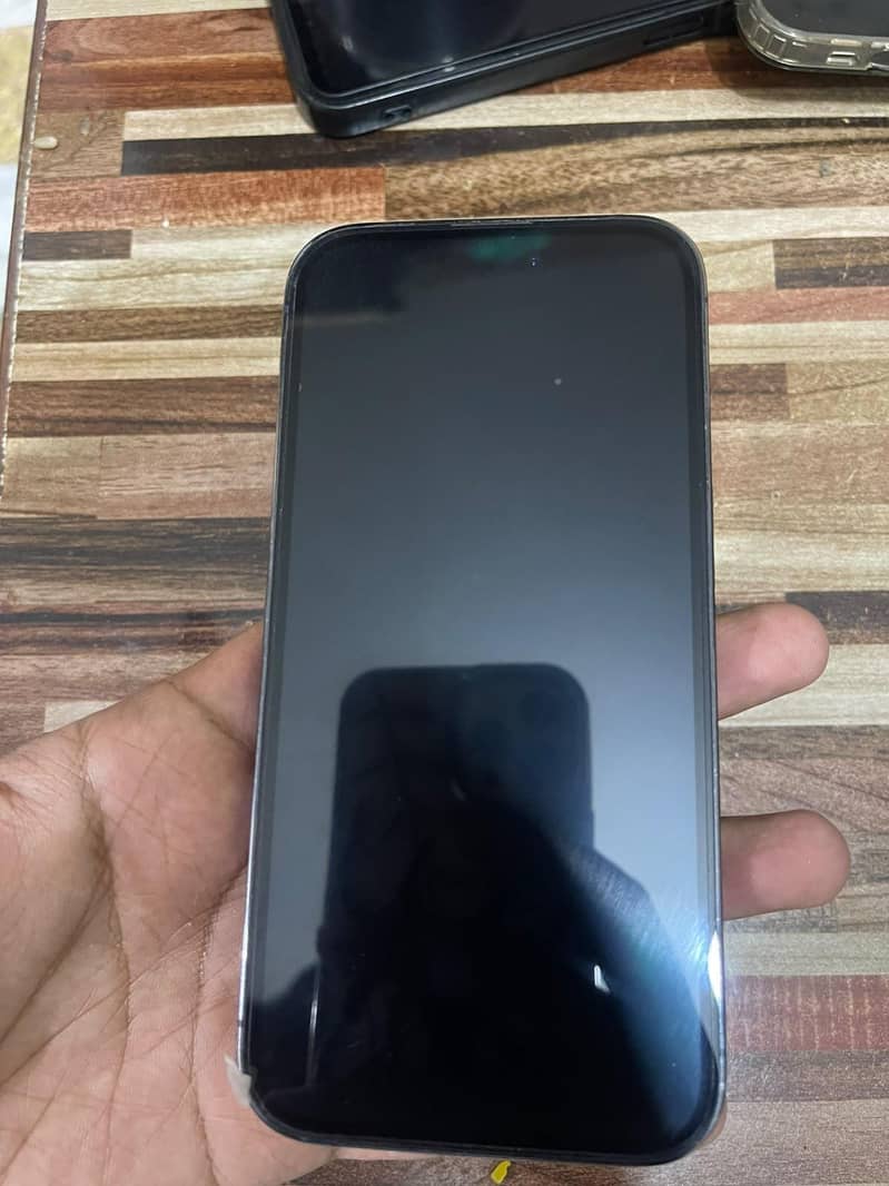 Apple iPhone 14 Pro 1