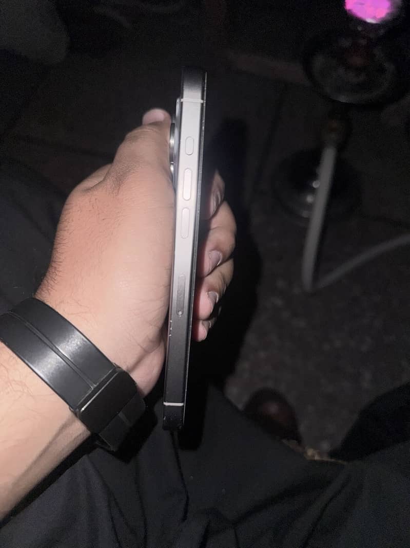 Apple iPhone 15 Pro 1