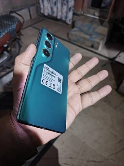 Tecno CAMON 40