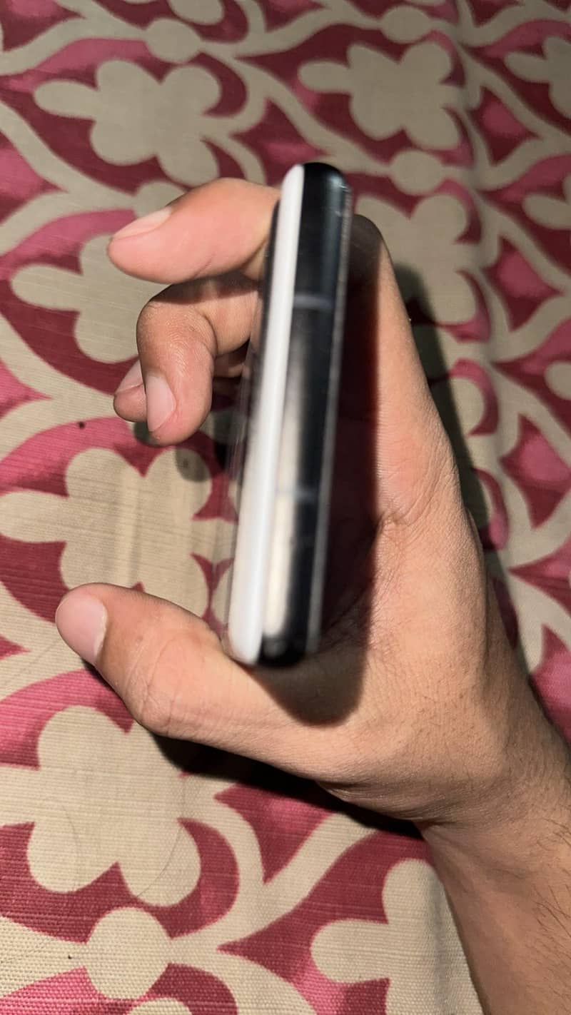 Google Pixel 6a 5