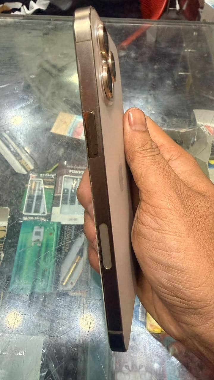 Apple iPhone 12 Pro Max 5