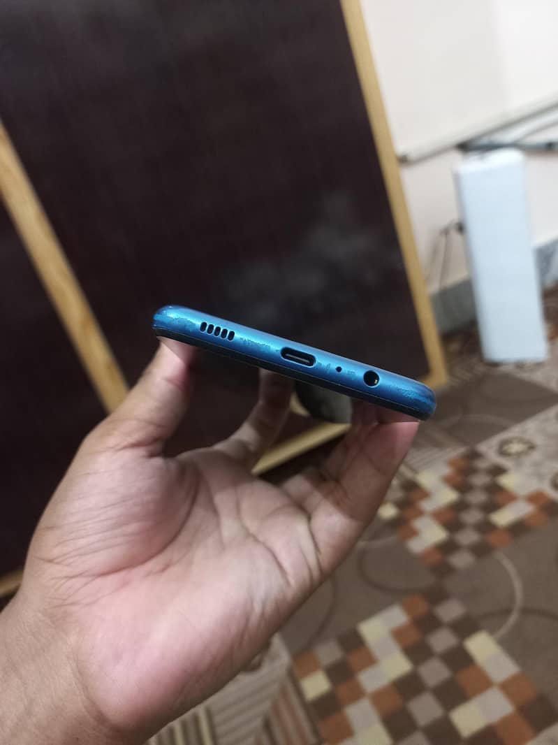 Samsung Mobile A12 1