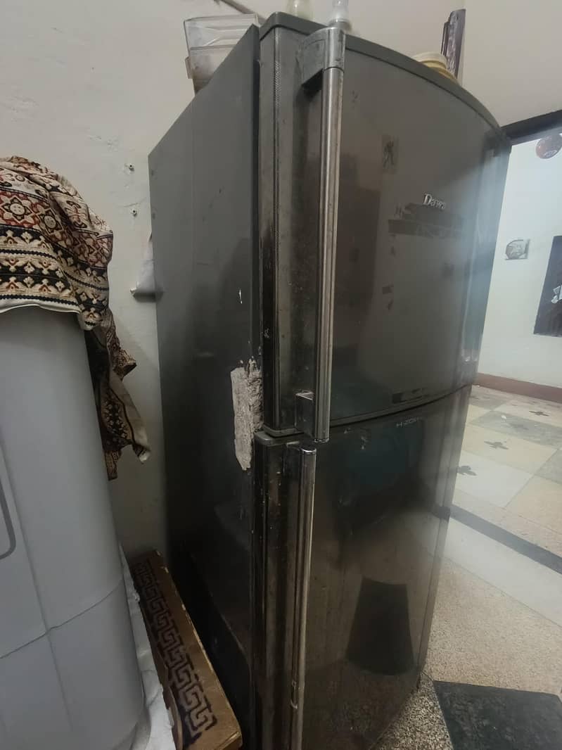 dawlance fridge h. zone 2