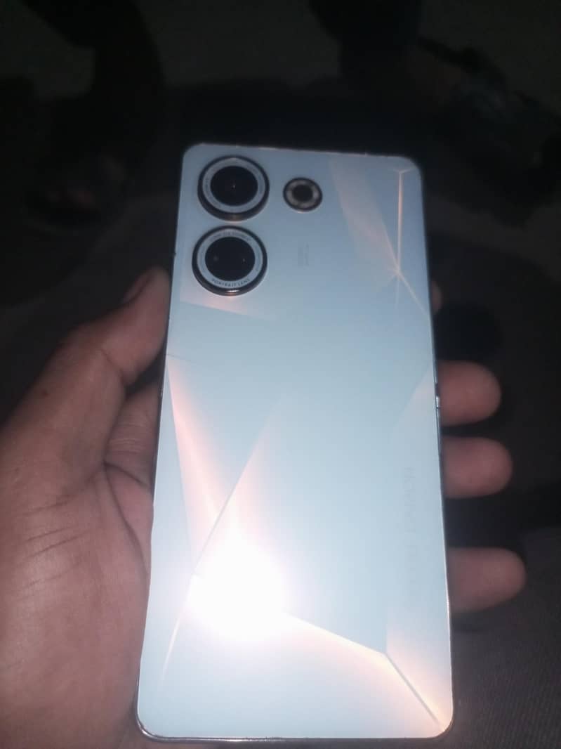 Tecno CAMON 20 4