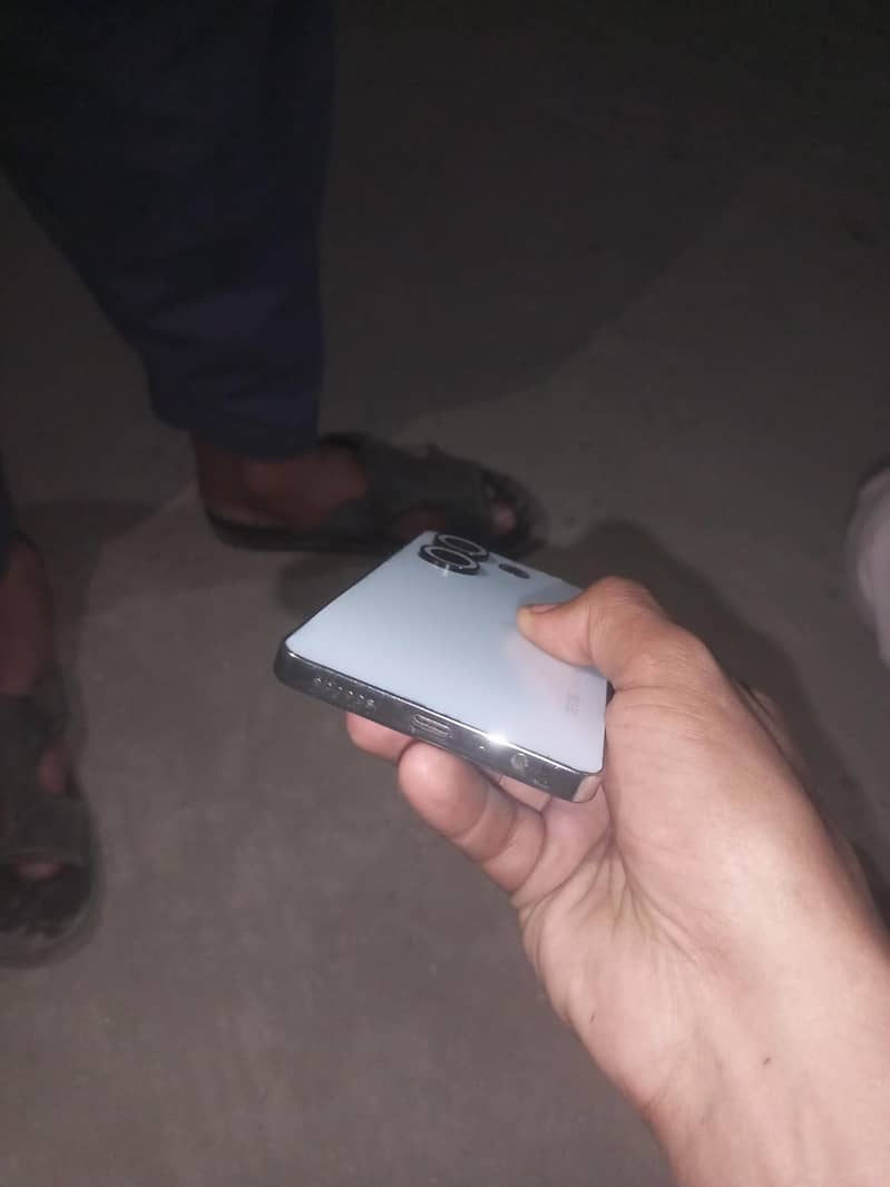 Tecno CAMON 20 10