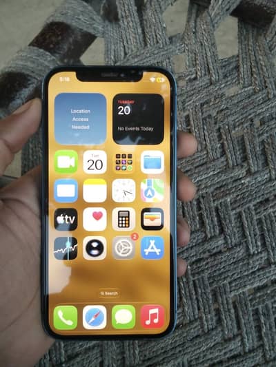 Apple iPhone 12