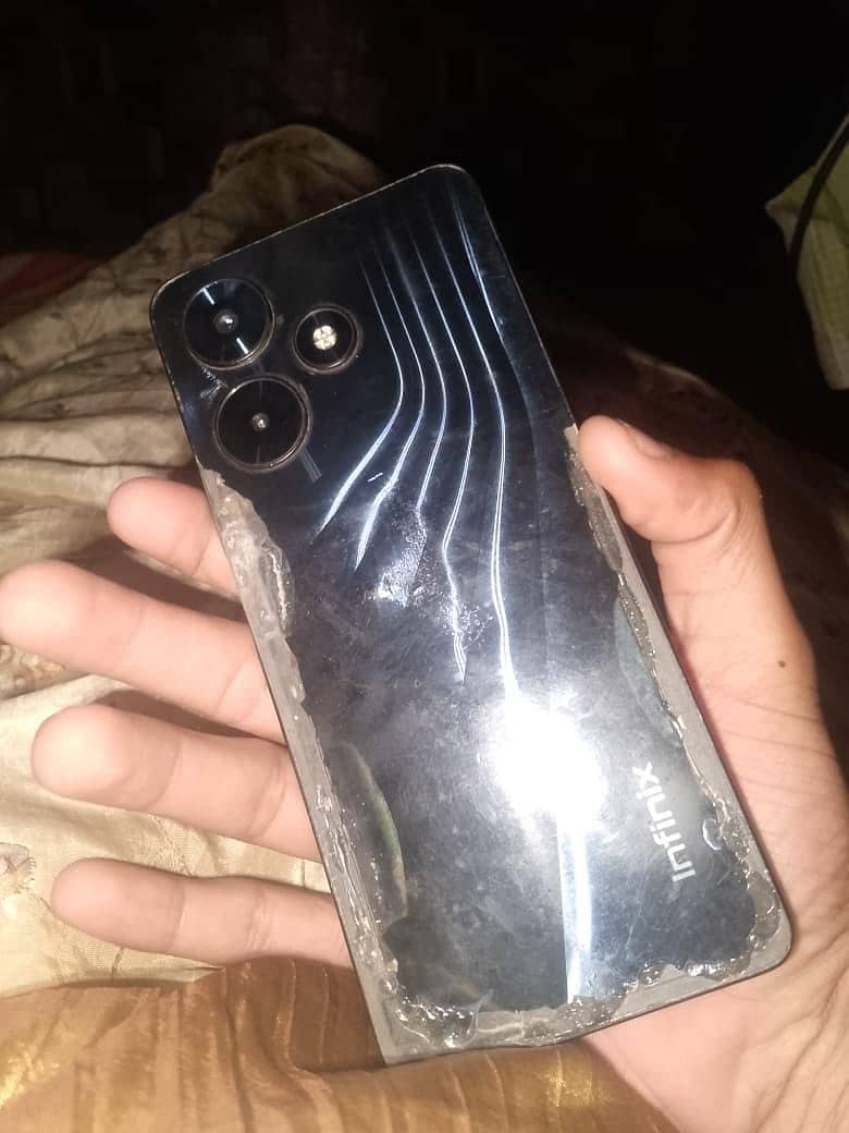 Infinix Hot 30 0