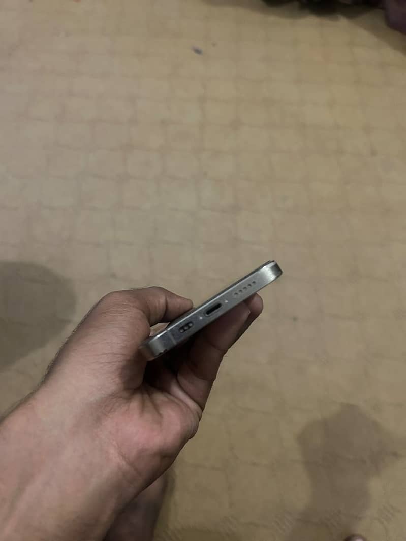 Apple iPhone 12 Pro 3