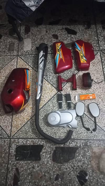 125 2025 model Tanki tapay original items sale urgent sale kar Raha