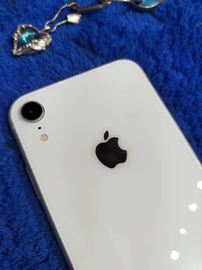 Apple iPhone XR 64 GB