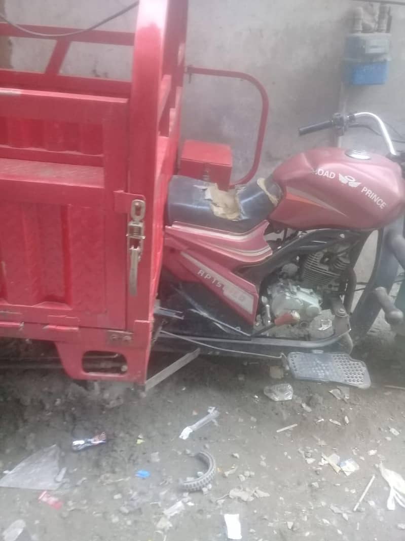 2021 model loder rickshaw in good condition 2